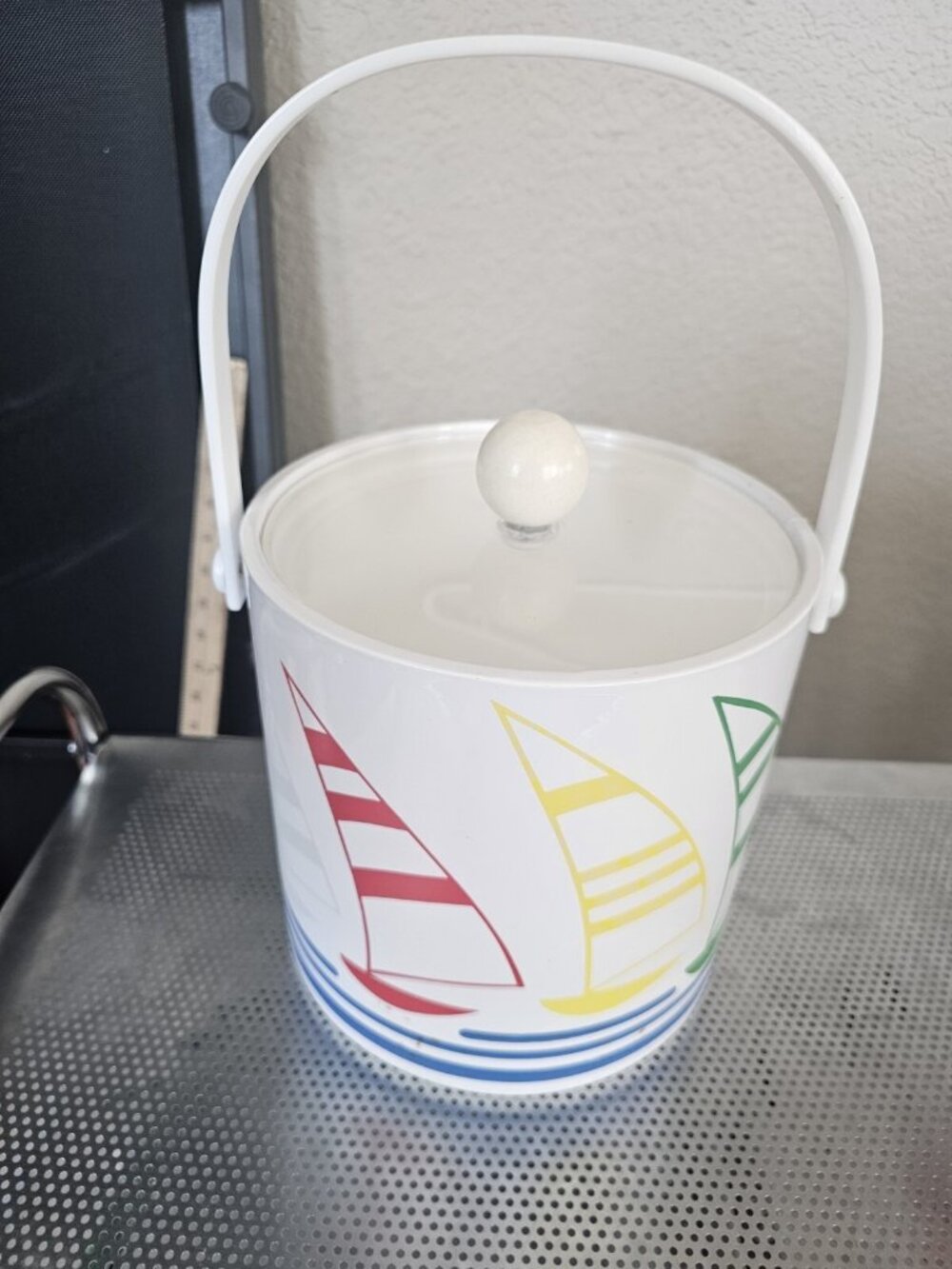 Kraftware Vintage Ice Bucket Sailboats Nautical Sailor Colorful